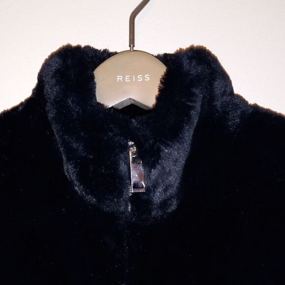 Echo Faux Fur Vest - Picture 3 of 4